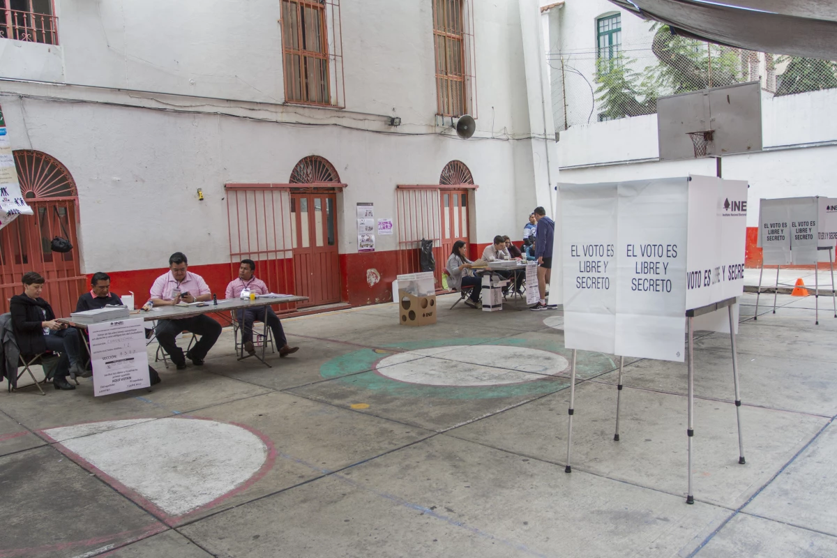Los votantes para estas elecciones llegaron apenas a los 2 millones, de un padrón electoral de poco más de 8 ocho millones.