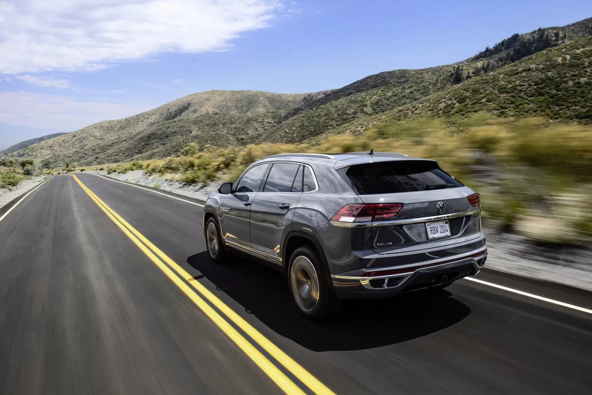 Volkswagen Cross Sport