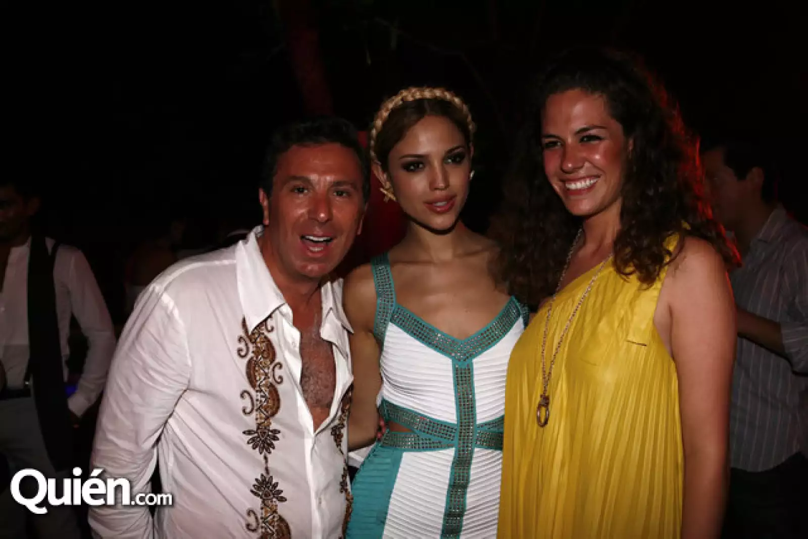 Rafael Micha, Eiza González y Ana Gálvez