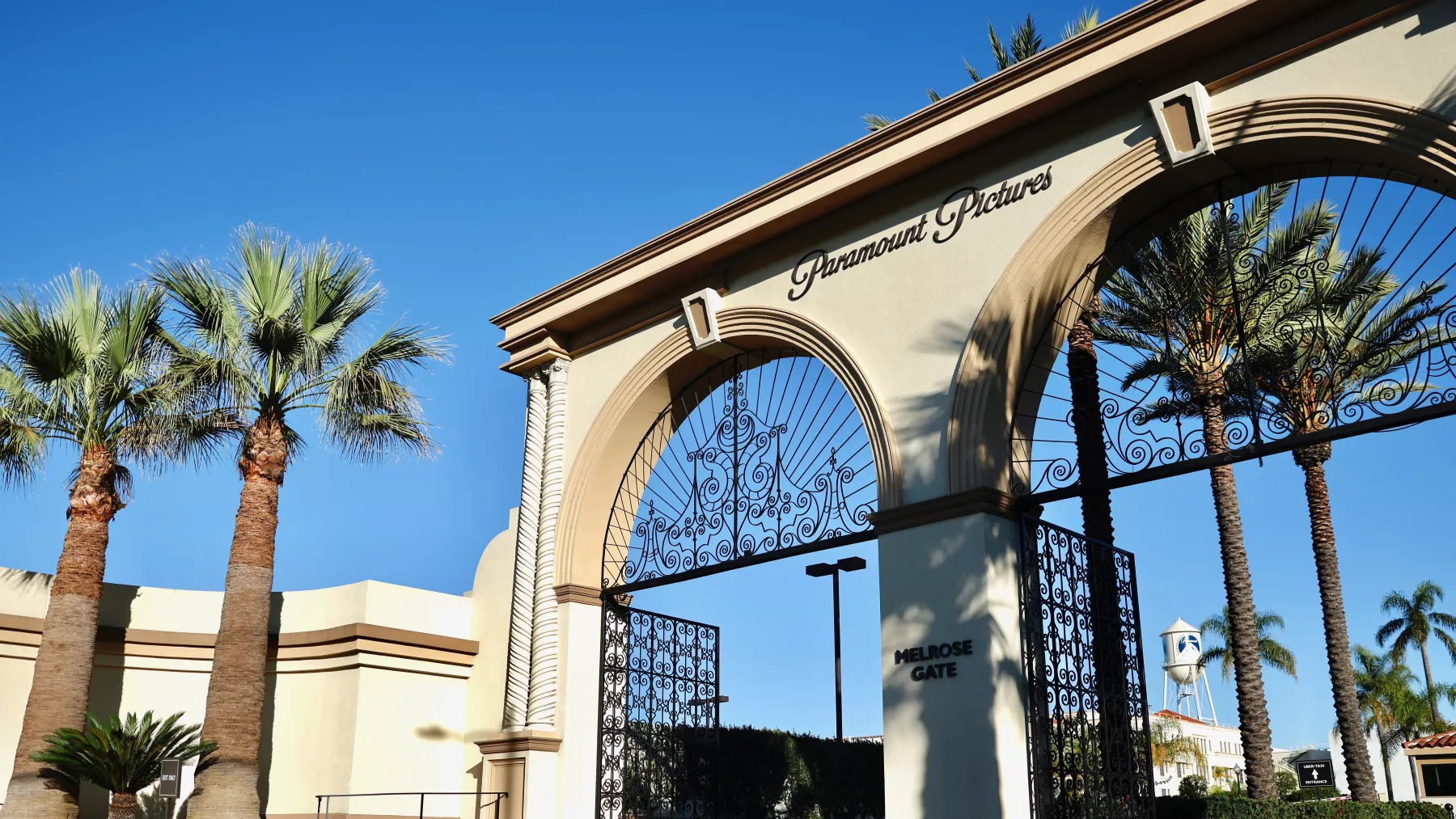 Paramount quiere comprar Warner Bros Discovery: lanza oferta hostil con la que desafía a Netflix