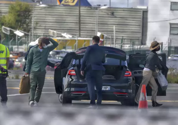 PREMIUM EXC Brad Pitt, Nicole Poturalski