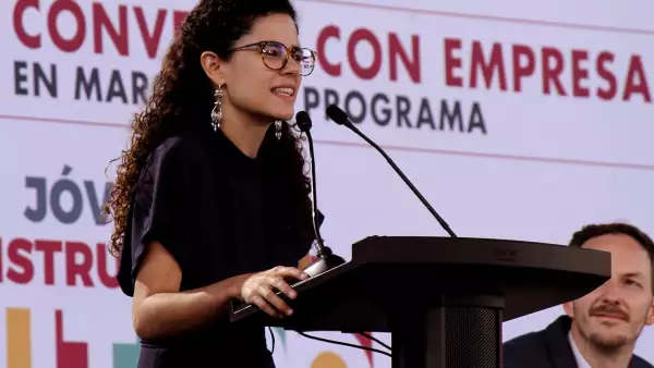 Luisa Alcalde huelga Matamoros