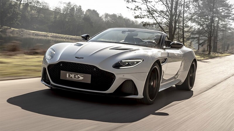 Aston Martin DBS Superleggera Volante