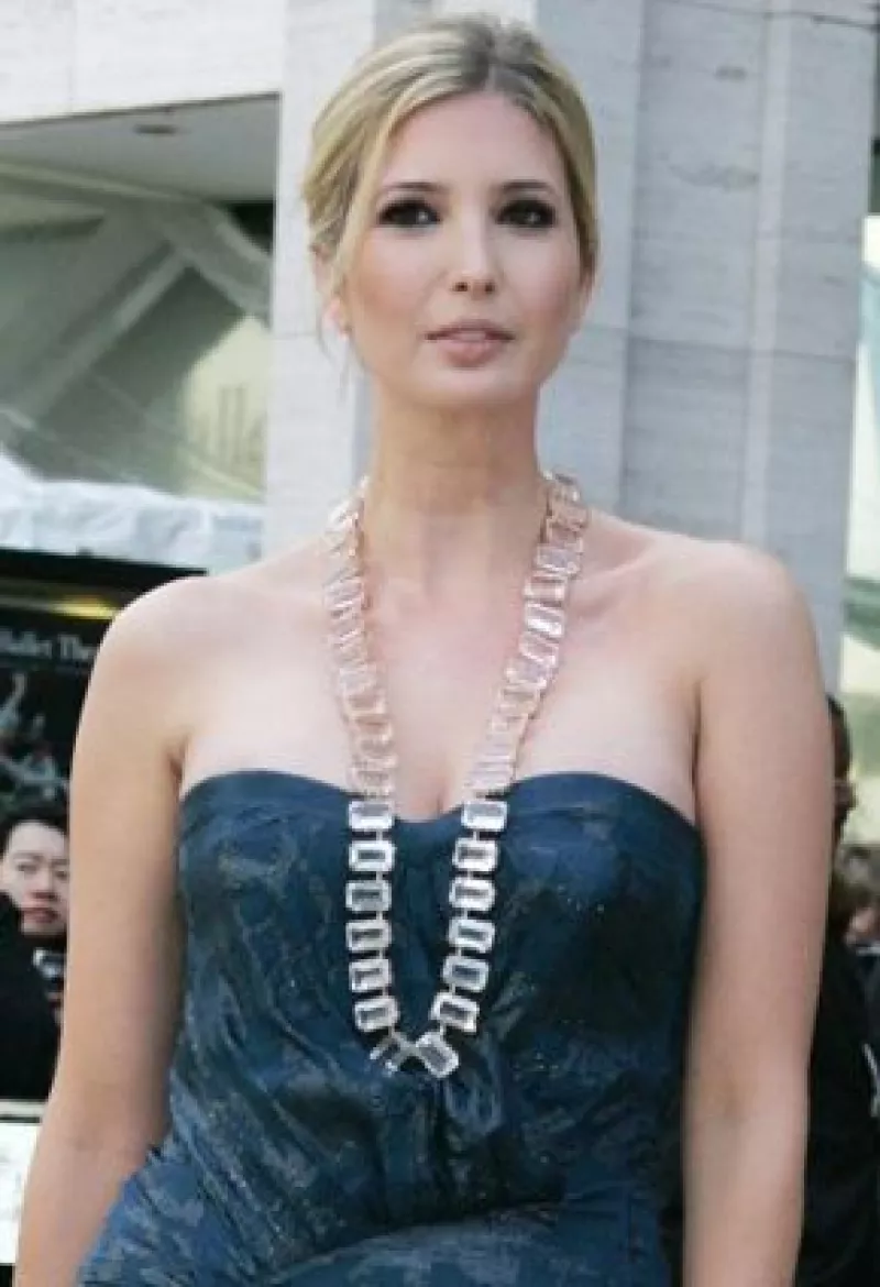 Este miércoles fue el día más feliz en la vida de la hija de Ivana y Donald Trump, quien finalmente formalizó su relación con su novio, Jared Kushner.