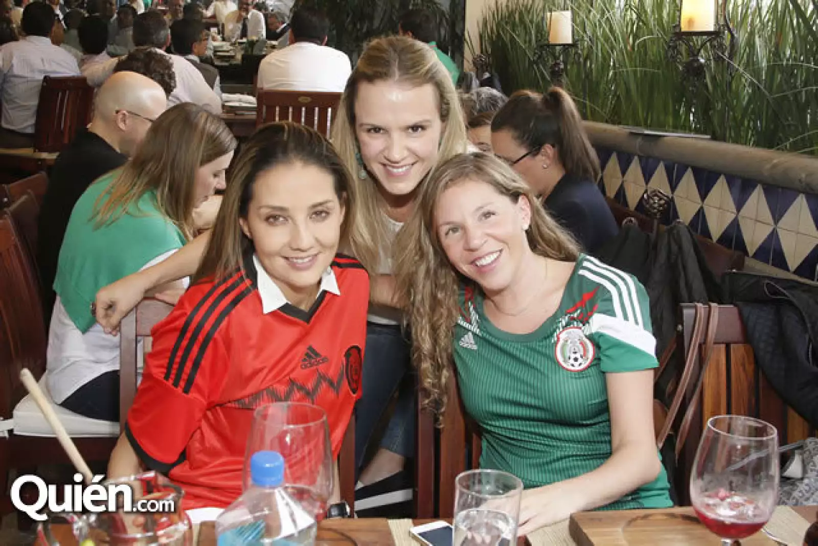 Rocío Lara,Mireille Hyde,Paulina Ortiz