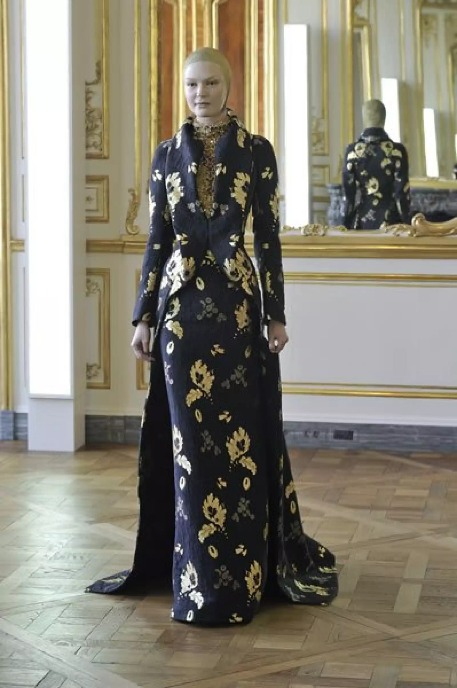 Colección Otoño-Invierno 2010-2011 de Alexander McQueen.