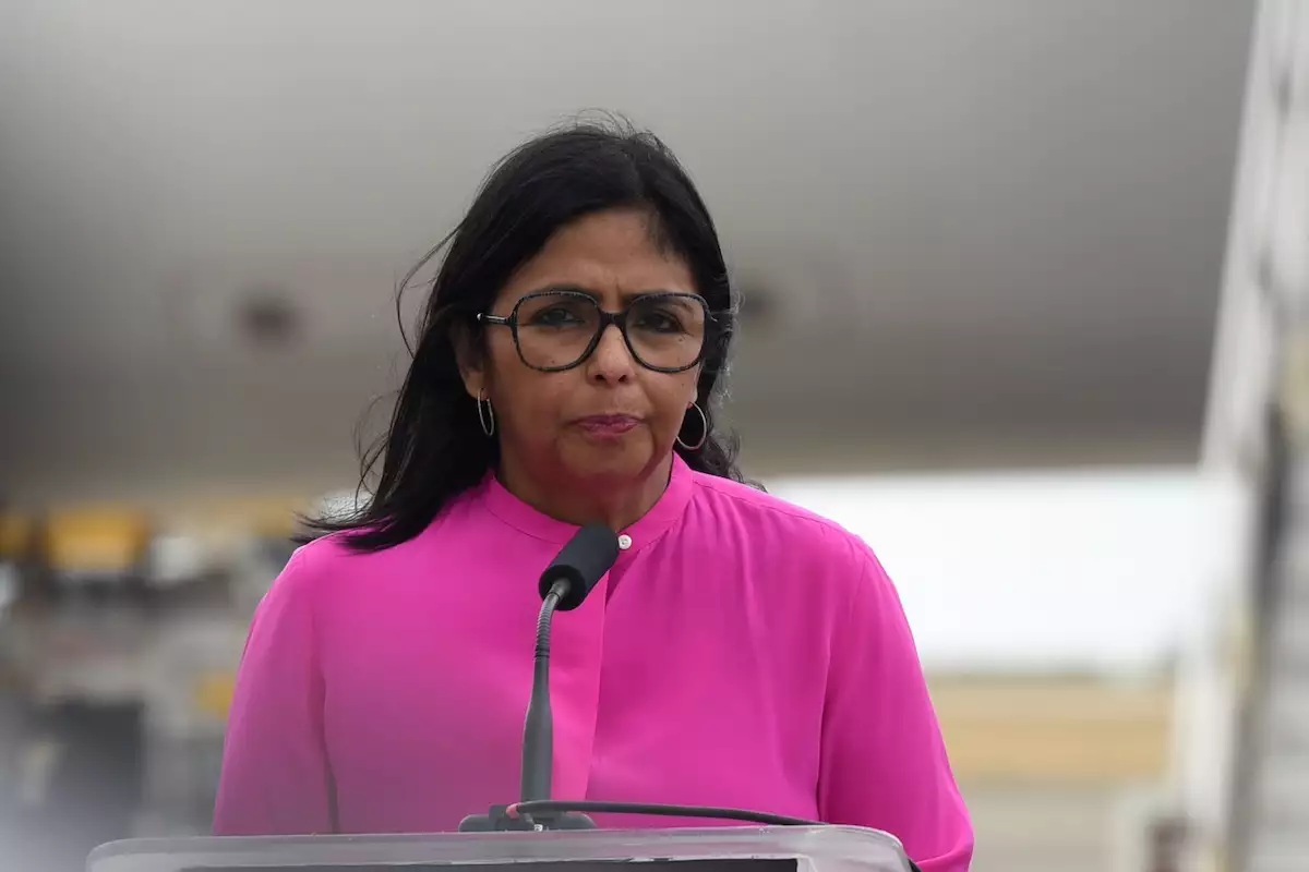 First Batch Of Sputnik V Vaccines Arrives To Venezuela