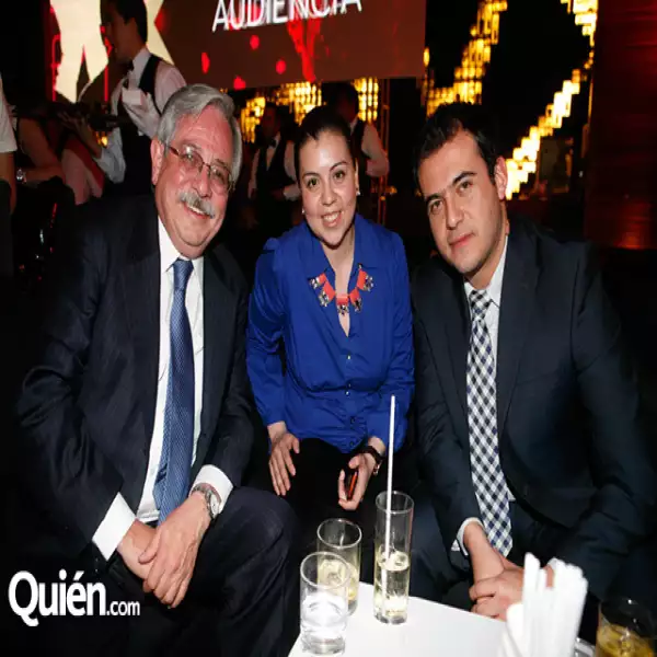 Rodolfo Villareal,Tania Guerrero,Hiram Vera