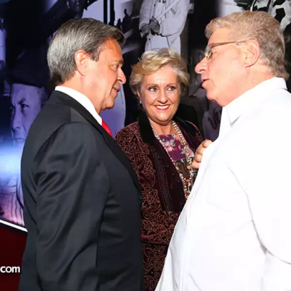 Carlos Peralta, Cynthia y Carlos Alazraki