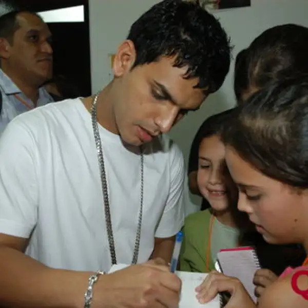 Tito (el Bambino), Renata Vargas