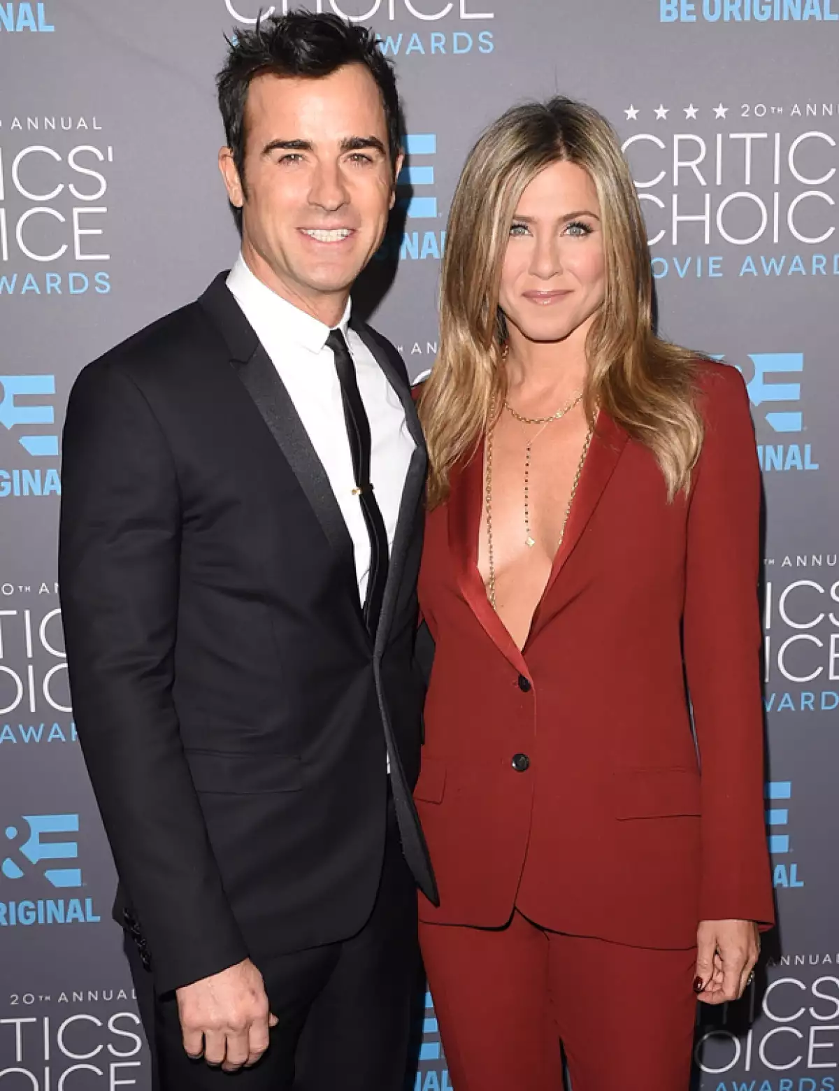 "Estamos haciendo nuestro mejor esfuerzo", dijo a la revista ‘The Hollywood Reporter’ al preguntarle si tenía planes de formar una familia con su prometido Justin Theroux.