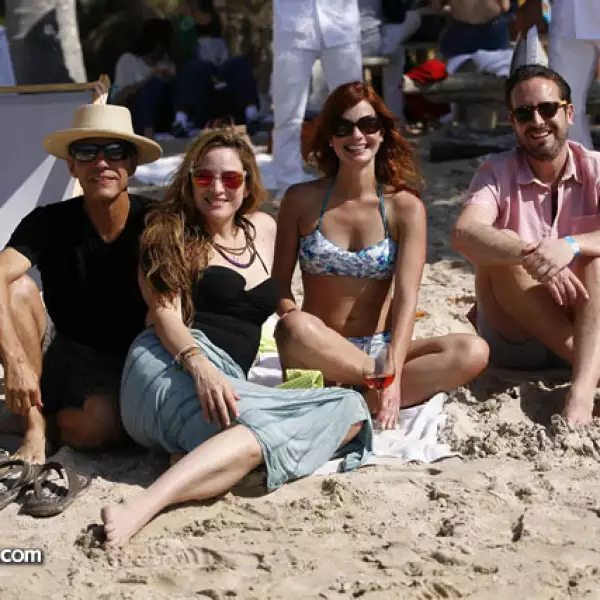 Francois Lozier,Mónica Escutia,Alejandra Gómez,José Bezauri