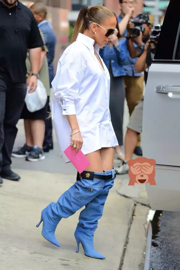 Jennifer Lopez, botas 