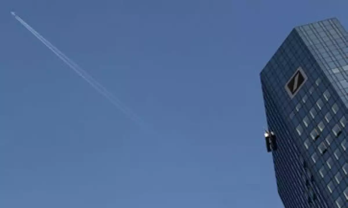 El banco aún espera tener una ganancia de 10,000 mde antes de impuestos para 2011.(Foto: Reuters)