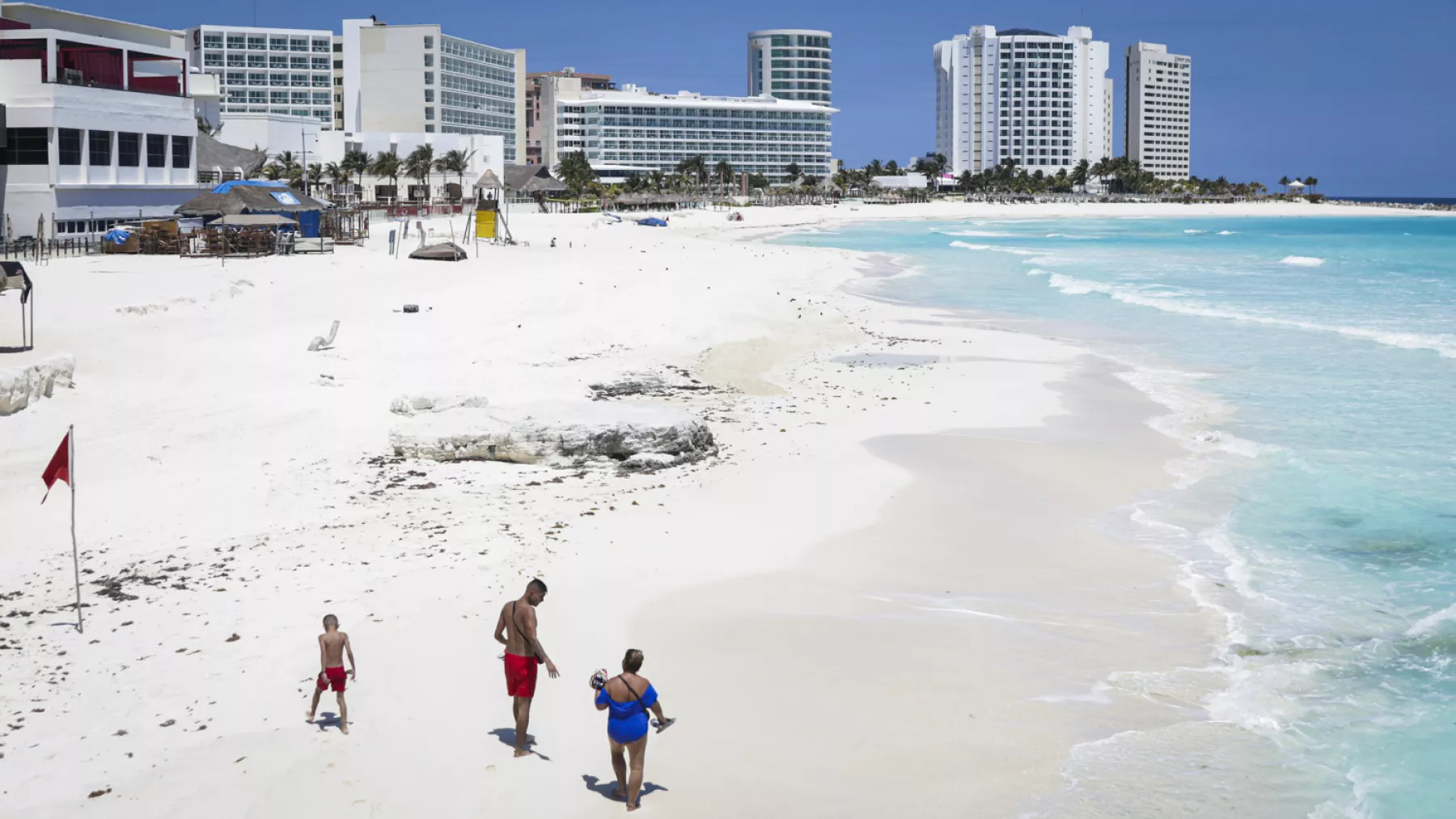 FILE PHOTO: Outbreak of the coronavirus disease (COVID-19), in Cancun, Mexico