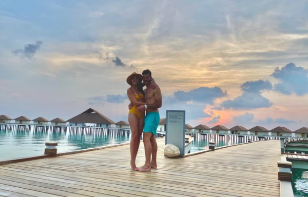 pareja-islas-maldivas-luna-de-miel