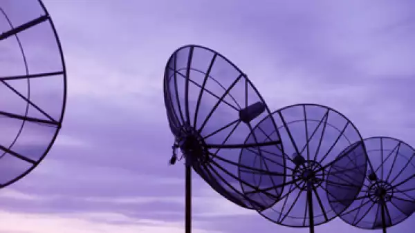 El canal de transmisión 51 ocupa un espacio de la banda de 700 MHz. (Foto: iStock by Getty )