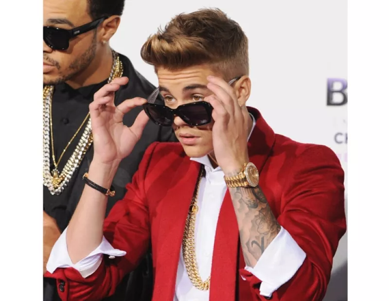 El cantante fue arrestado este jueves por las autoridades de Miami debido a que participó en una carrera ilegal de coches.