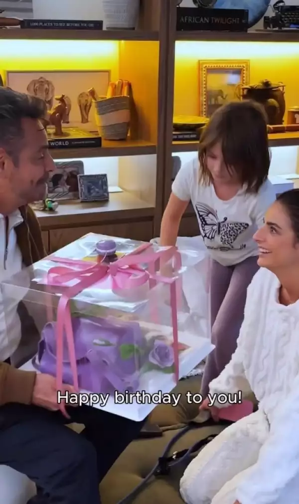  Eugenio Derbez y Aislinn Derbez