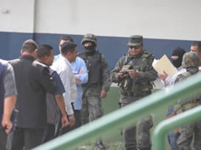 El operativo de fuerzas federales en Nuevo León se deriva de acusaciones sobre policías involucrados con la delincuencia organizada. (Foto: Notimex)