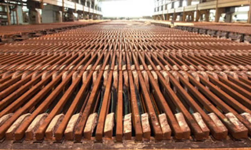 La empresa estatal chilena Codelco, la mayor exportadora mundial de cobre, tiene planes de desarrollar una actividad internacional. (Foto: AP)