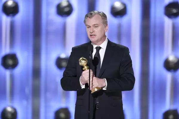 Christopher Nolan gana Golden Globe 2024 por Mejor director