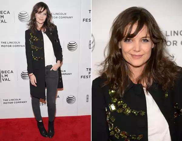 El toque edgy se lo dio el increíble abrigo de Prada que portó la actríz.