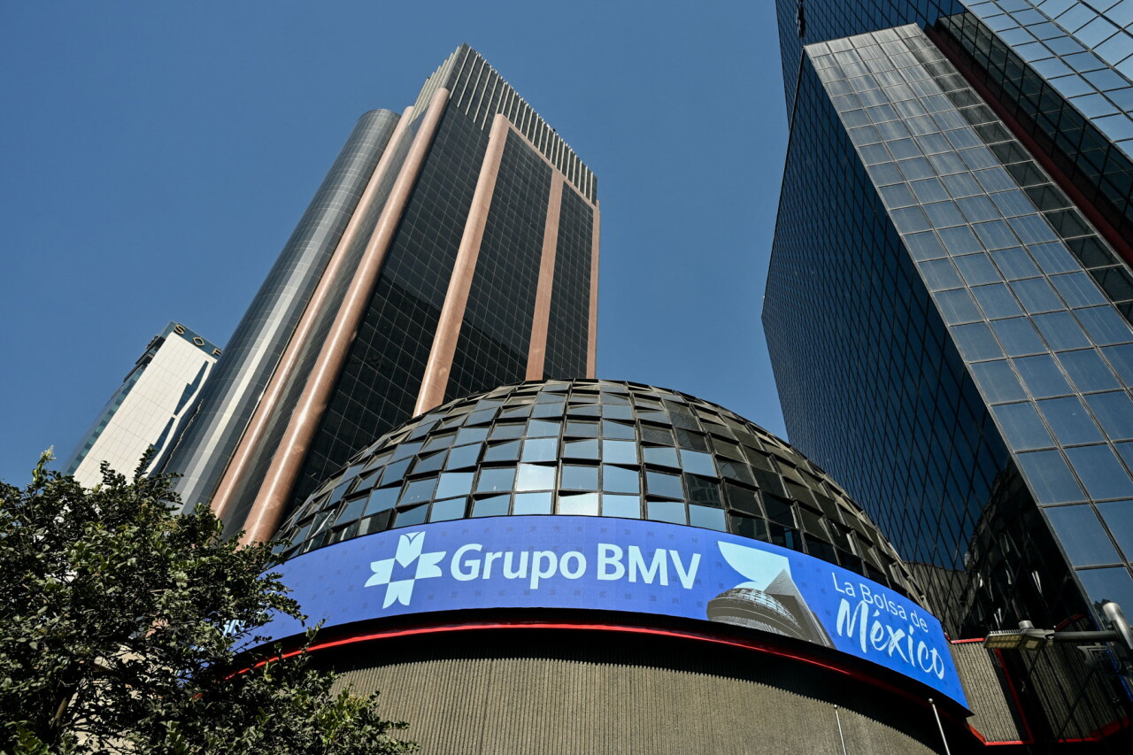 GAP se dispara 8% y lidera en la BMV; Wall Street busca ganancias fuera de la IA