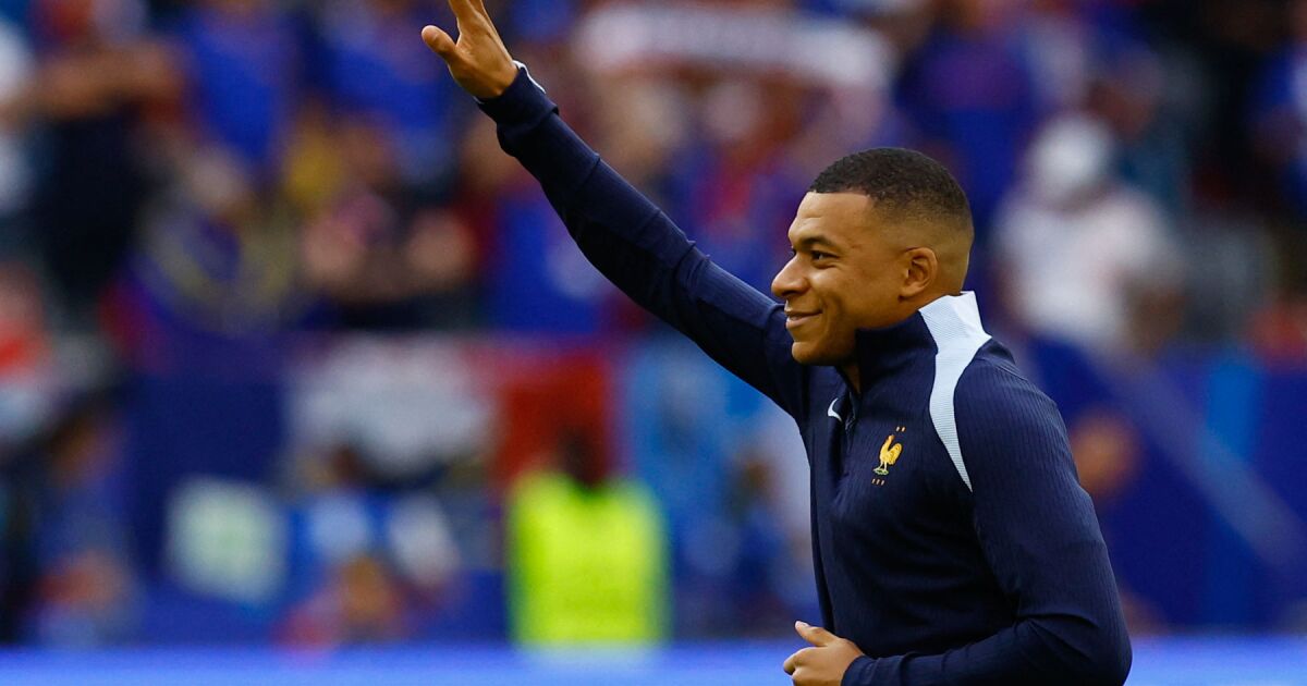 Fransa'da aşırı sağ Kylian Mbappé ile kavga ediyor