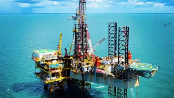 Petróleos Mexicanos contará con el apoyo del gobierno de México, dijo en Nueva York el titular de Hacienda y el director de la empresa.