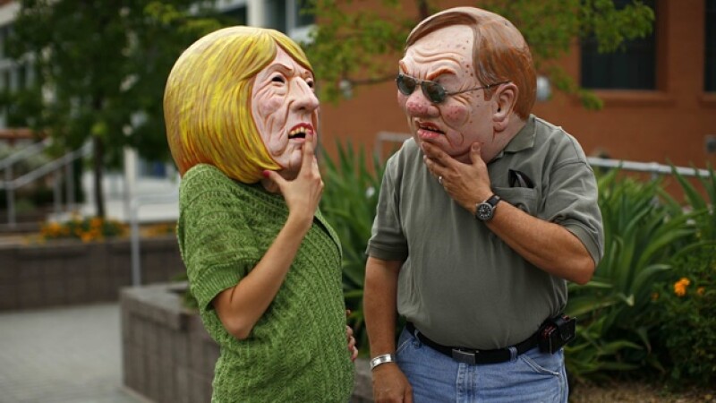 mascaras de la gobernadora de arizona jan brewer y joe arpaio