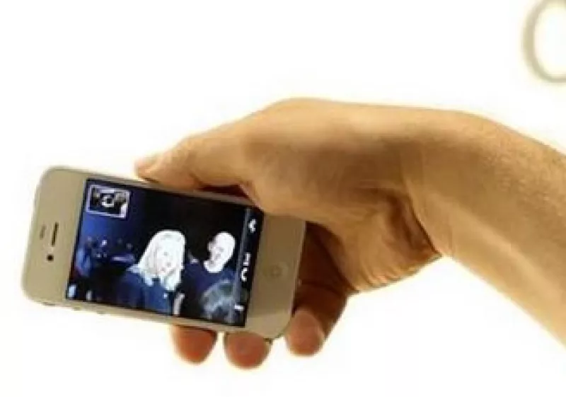 La demanda del iPhone 4 en EU ha superado las expectativas de los analistas. (Foto: Reuters)