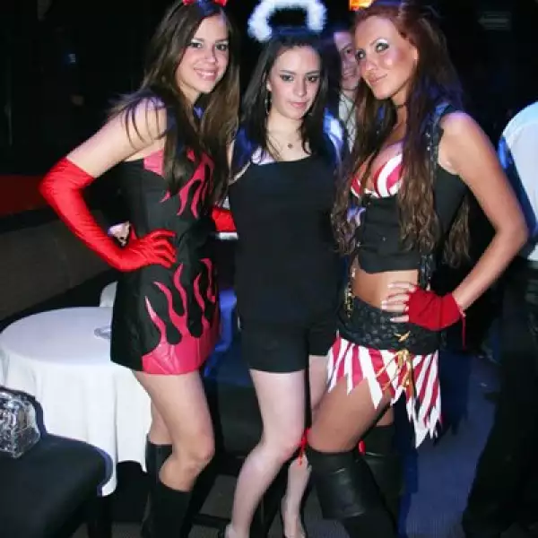 Wendoine García, Mariana Sánchez y Ana Bracamontes.