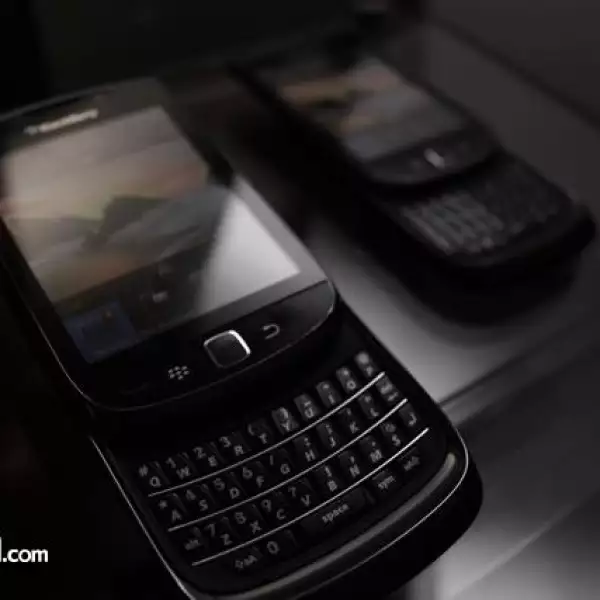 blackberry torch
