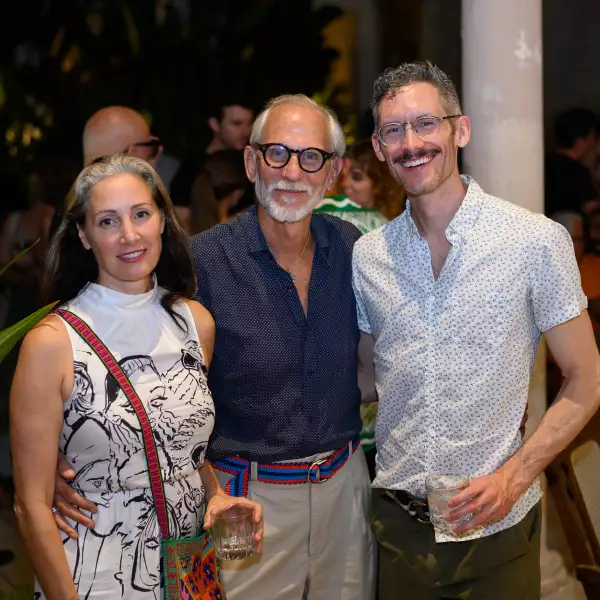 Laura Kirar, Richard Frazier y Roberth Hein