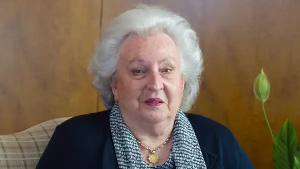 Infanta Pilar de Borbón