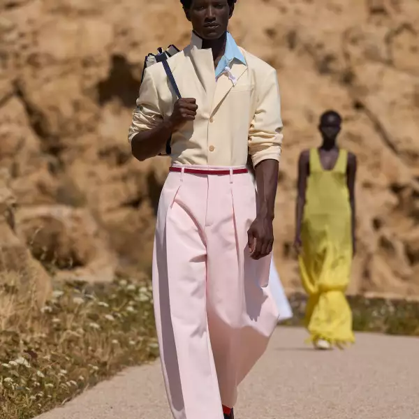 Jacquemus PO S27 047.jpg