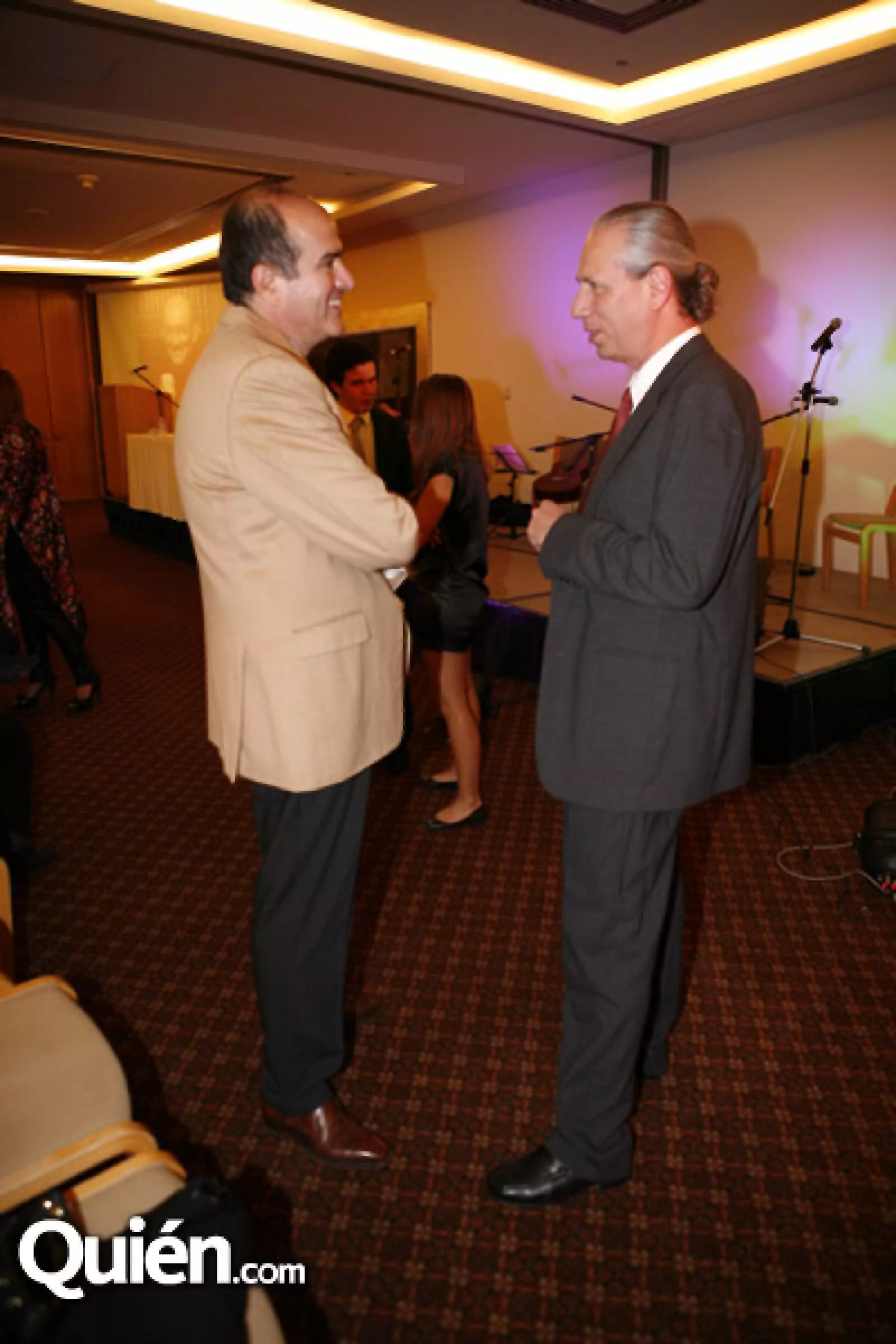 Jorge Altamirano,Antonio López