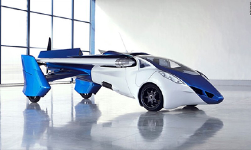 El AeroMobil 3.0 alcanza una velocidad de 160 km. por hora en carretera y de 200 km. por hora al volar.(Foto: CNNMoney )