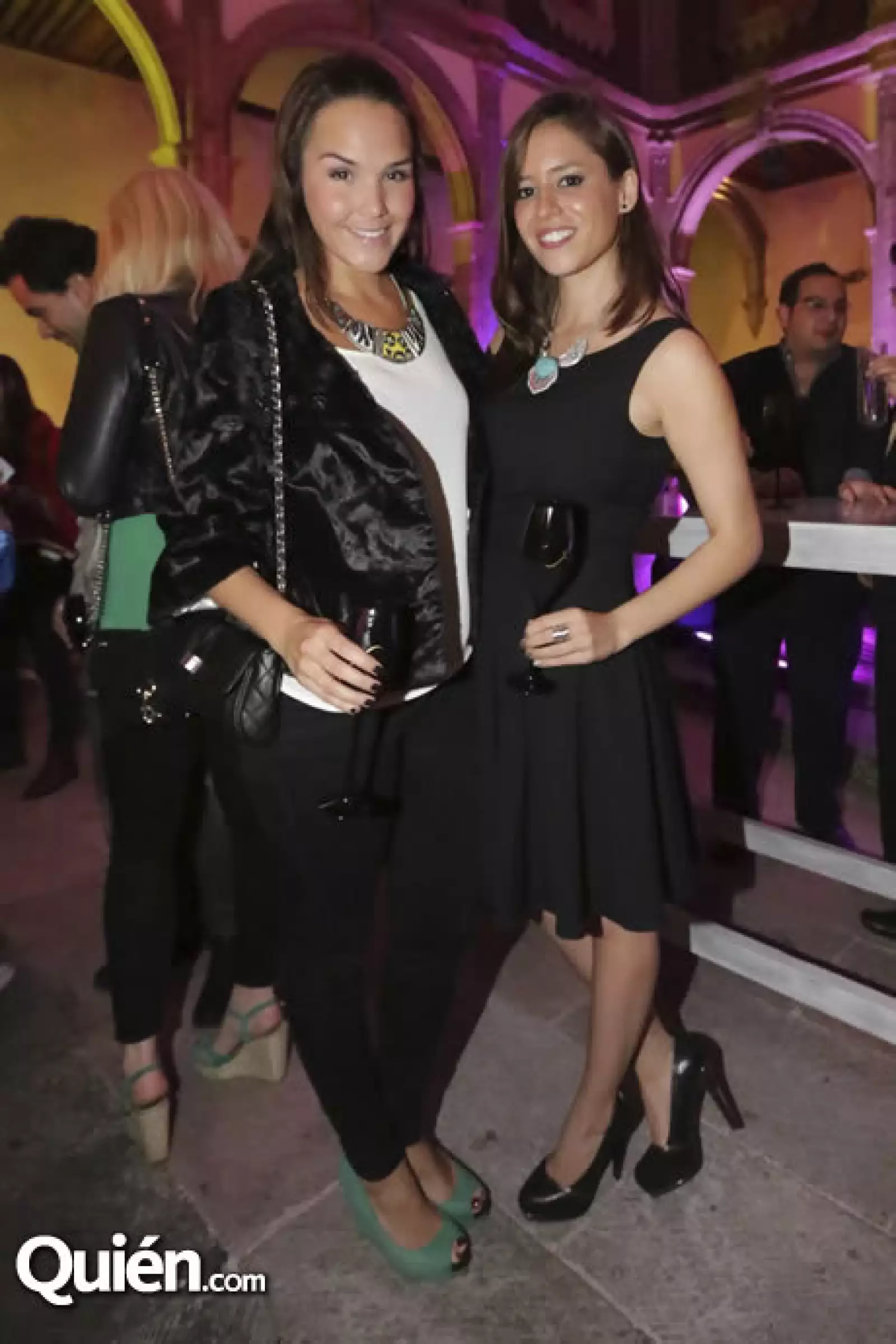 Alexa Iván y Fernanda Nakakawa