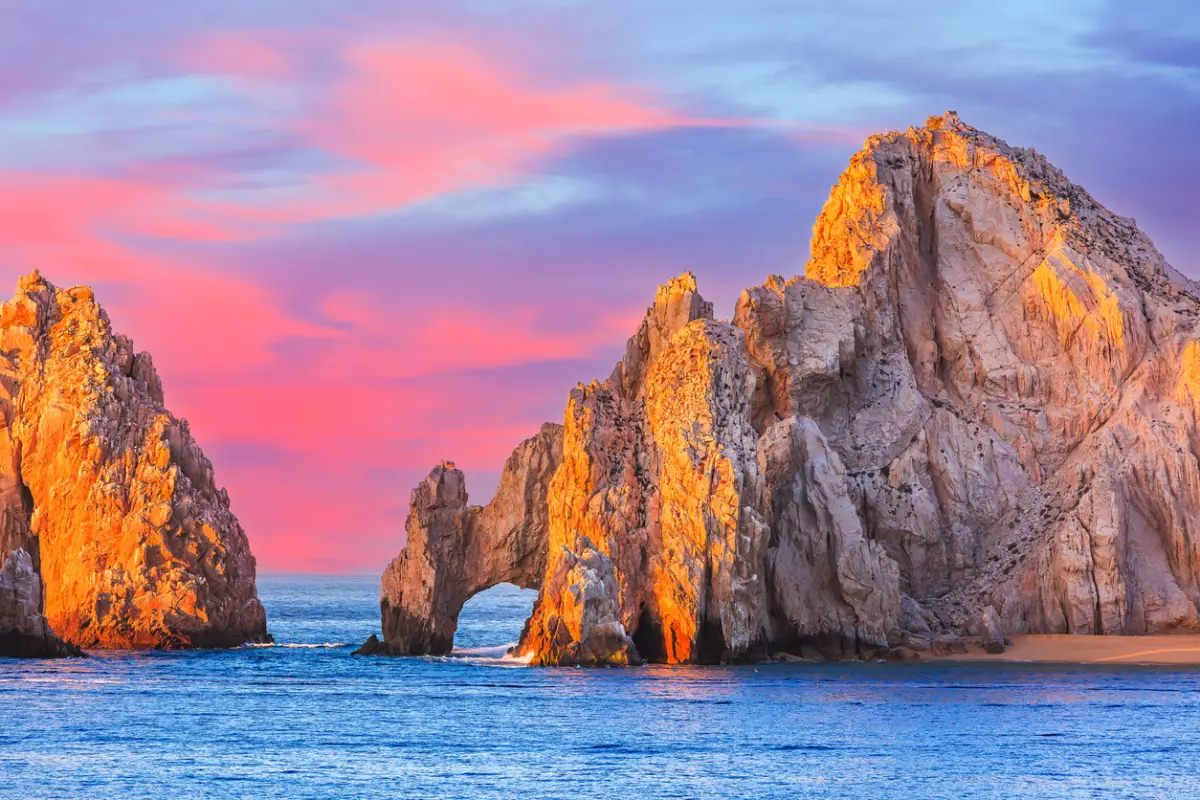 Los Cabos sí es para todos: abre sus puertas al turismo internacional sin encarecerse para los mexicanos