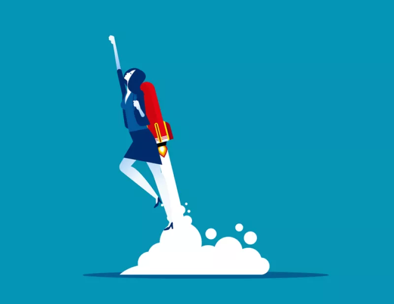 Una mujer despega en un cohete.