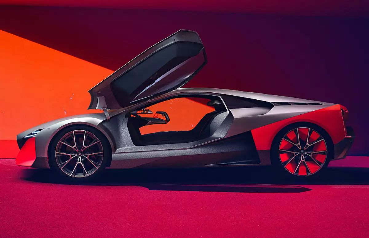 BMW Vision M NEXT Lado.jpg