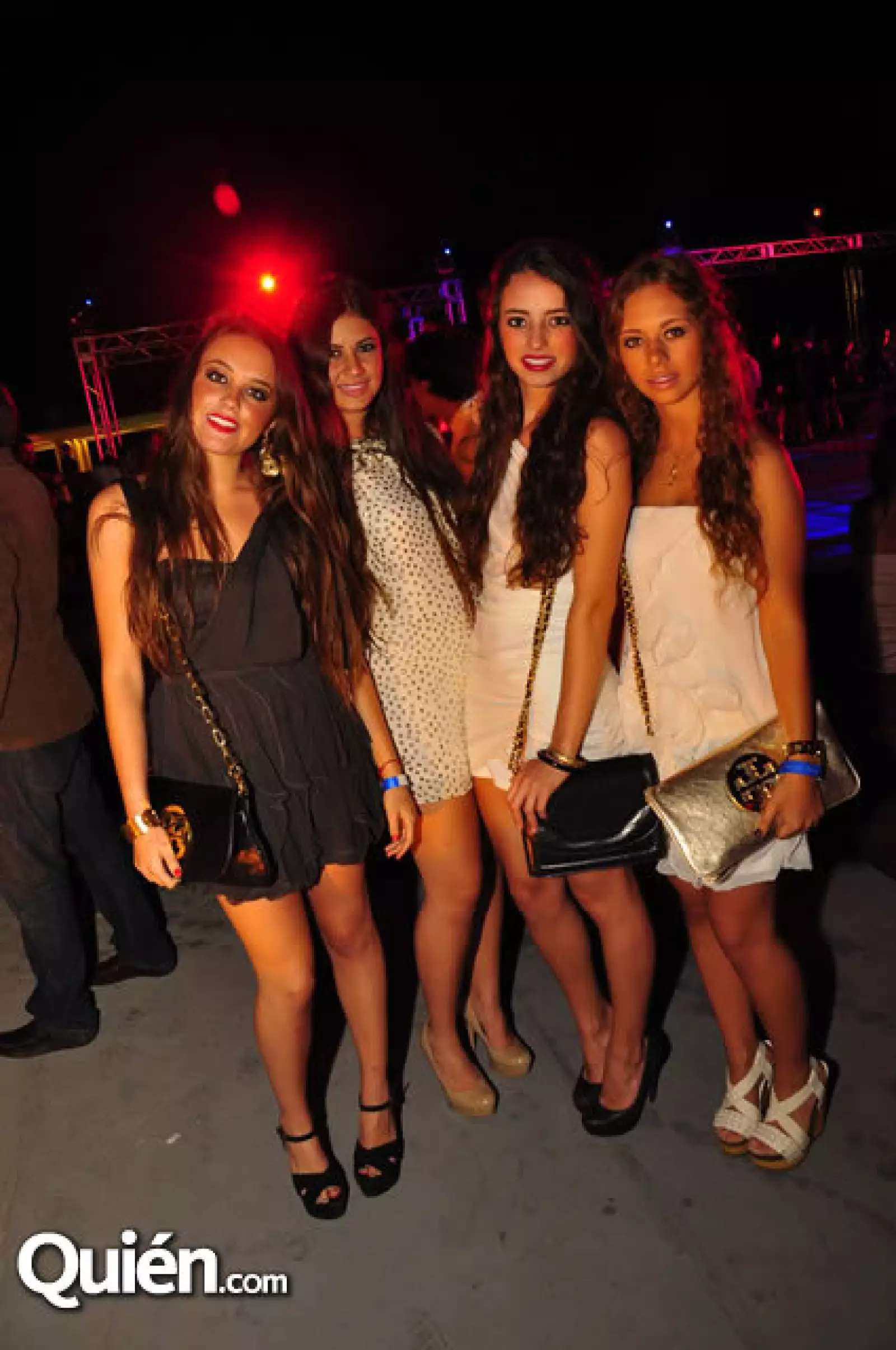 Lorena Corona,Majo Castillo,Naty Romero,Regina González.