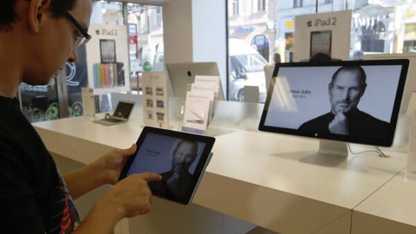Esta tienda en Praga despliega la página principal de Apple, al igual que cientos de tiendas alrededor del mundo.
