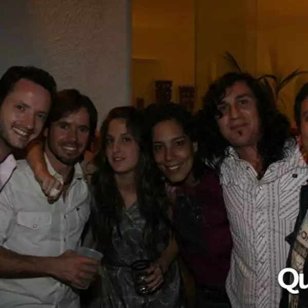 Fiesta de Fernando Lebrija por sus 2 diosas de plata
