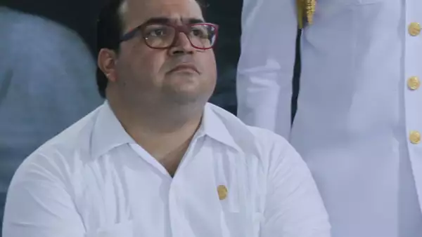 Respondió que después de la elección el estado no puede endeudarse.