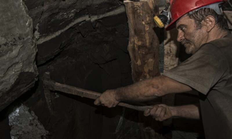 La nueva organización de mineros dice que ya ha superado los agremiados de Napoleón Gómez Urrutia. (Foto: iStock by Getty Images. )
