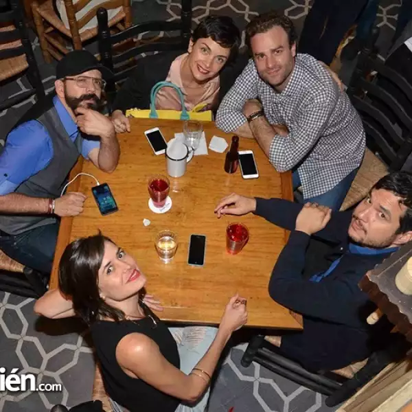 María de la Fuente,Max Villegas,Rafael León,Guille Farber y Jorge Aguayo.