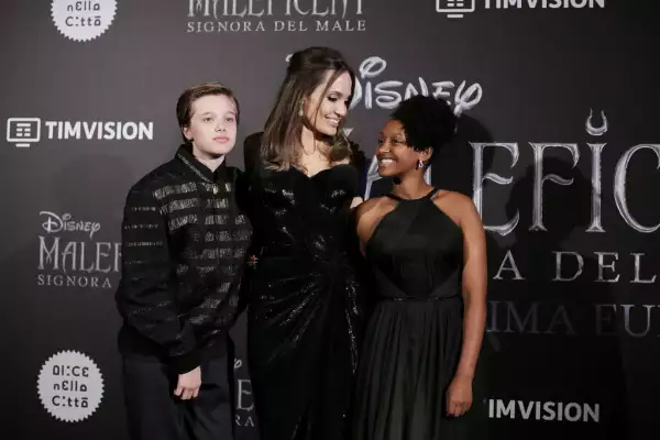 Shiloh, Angelina Jolie y Zahara 